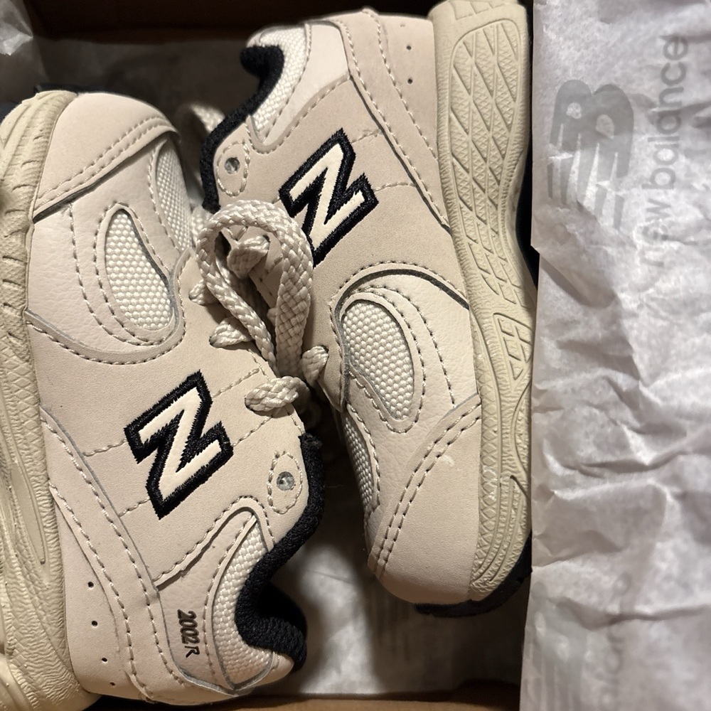 New Balance 2002( infant )
